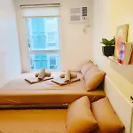 Cadence Place 2Br Pasig Condo For Family Or Group With Parking