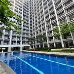 Shore 2 Residences Room 539 Facing Pool By Prime Stay