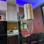 Makati Ayala Luxury Stylish Uncle Sam Condo Gym Swim Park 300 Mb 2641