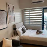 Cosmopolitan Comfort Makati 1 Bedroom Wonder 300Mb 2428 Internet
