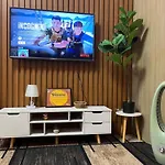 Casiana Place Staycation At Shore2 Residences