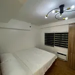 2 Bedroom 2 Bath Condo With Netflix And Karaoke Near Mrt Edsa