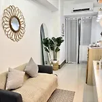 Cozy And Stylish Unit In Fame Residences