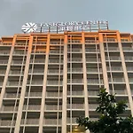 Luxury Penthouse Hotel Near City Of Dreams Casino1