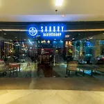 Cozy Crash Pad A Laughter Friendly Makati 2270 Gym Swim Park 300 Mbps