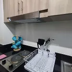 Cozy Apartment In Mall Of Asia