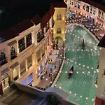 Venice Luxury Residences With Balcony - A Taste Of Venice Italy