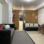 Shell Residences Mall Of Asia Family Room