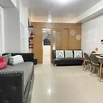 Shell Residences Mall Of Asia Family Room