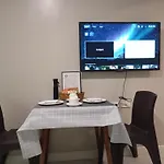 Condotel Nearby Moa With Pool Access
