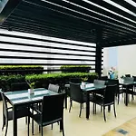 Vinia Infinity Studio 4 Near Malls And Mrt Station