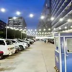 10 Minutes From Moa - Cozy Condo With Hot Shower & Balcony