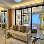 Zoe Suite In Shell Residences Moa Pasay City