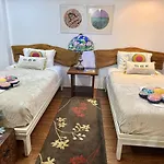 Julie Annes Guesthouse In The Heart Of The City