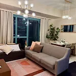 Bgc One Uptown 2Bedroom With Balcony And 1 Free Parking