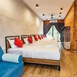 Weggy\'S Staycation