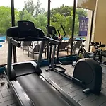 1Br Modern Bellagio Oasis Burgos Circle View Bgc