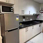 The Comfort Nook In Shell Residences Moa