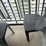 Cozy New 1Br Fame Residences Condo With Balcony