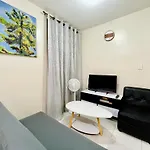 Inviting 2-Bed Apartment In Mandaluyong