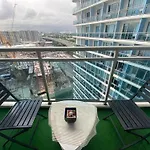 Condo Azure Staycation In Paranaque City View