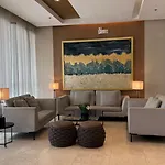 2Br Unit In Smdc Shore 3 With Pool Access
