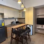 Deluxe Suite In Venice Mall