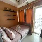 1528 Pool View With Balcony