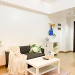 Spacious Bgc Condo Near Venice Canal #Vlrtc28C