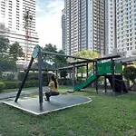 Flair 2 Bedroom Unit With Balcony