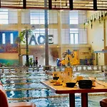 Budget Accommodation At Ace Suites By The Famous Indoor Water Spa