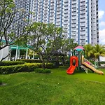 Condo Unit Open For Staycation