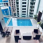 Cozy Flat At Makati S Coolest St