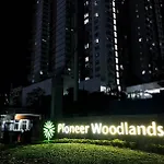 2Br Pioneer Woodland Boni,Mandaluyong Connected To Boni Mrt Station