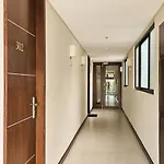 Poblacion Studio Apartment With Balcony