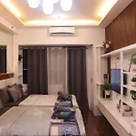 Affordable Twin Bed Stay Netflix Wifi Balcony