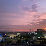 Aiza\'S Place In Shell Residences Moa