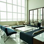 Tower 1 Rm 305 Free Parking, Free Pool, Balcony, 1Bedroom 4 Beds