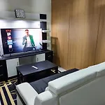 Staycation At Red Residence