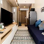 Charlie\'S Staycation At Coast Residences