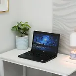 Manhattan Heights Modern Studio