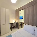 1Br Unit Condotel W Balcony Fame Residences #Fm10