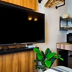 Studio Near Sm Megamall 400Mbps Netflix Disney Hbo