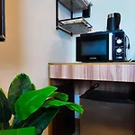 Studio Near Sm Megamall 400Mbps Netflix Disney Hbo