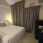 Cozy Hmlet Manila, Near Poblacion Makati Nightlife, Free Pool & Gym Access