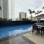 2 Bedroom Condo Apartment Near Picc, Ccp, Wtc & Star City At Coast Residences, Pasay City