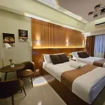 Modern Condotel 2Br Near Moa