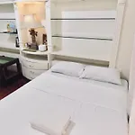 Phoy Guest House Manila