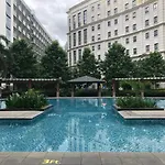 2 Bedroom Condo & Parking At 81 Newport Boulevard - Across Naia Terminal 3