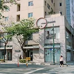 Cozy And Spacious Studio At Soma Bgc Near Sm Aura And Bonifacio High Street